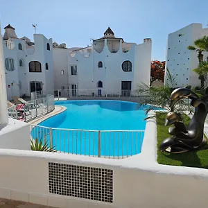 modern-elite-apartment.tenerifehoteles.net/