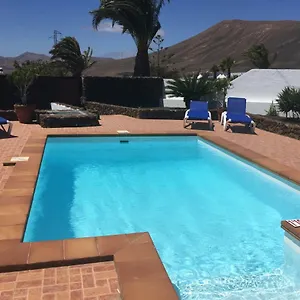 Lucky - Heated Pool Villa Mácher